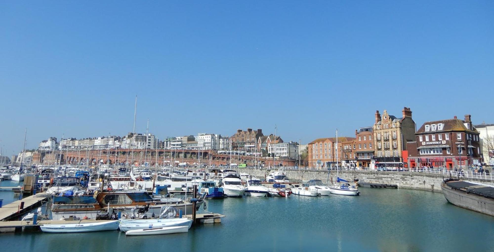 Holiday Inn Express Ramsgate - Minster, An Ihg Hotel Exterior photo